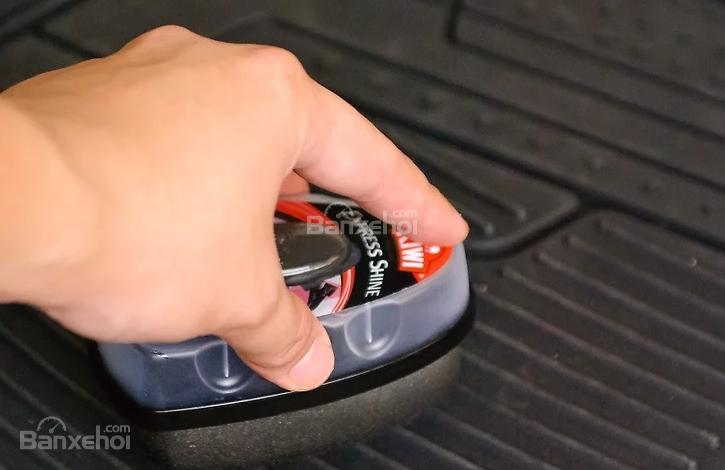 dọn nội thất ô tô