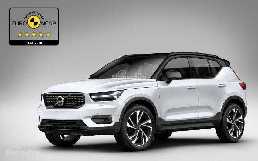 Volvo XC40 nhận 5 sao an toàn từ Euro NCAP.