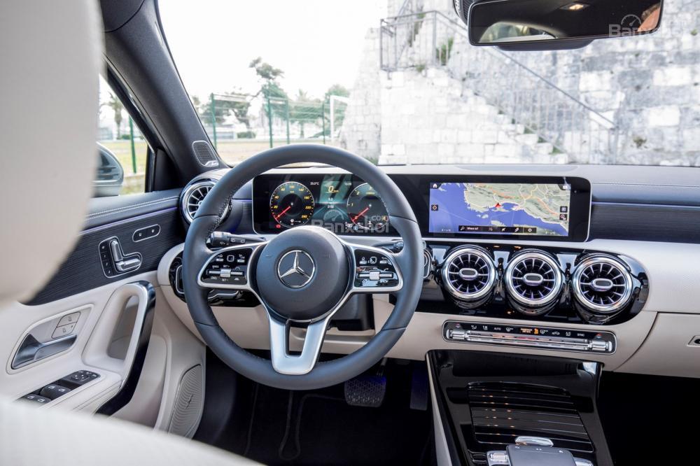Đánh giá xe Mercedes-Benz A-Class 2019 - tap-lô - 3