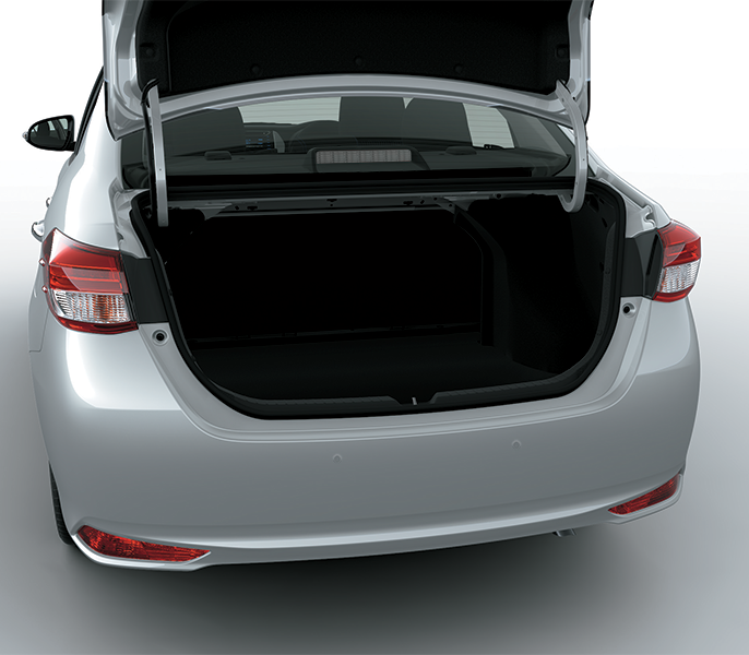 Đánh giá xe Toyota Vios 2019 1.5G CVT về không gian chứa đồ 1