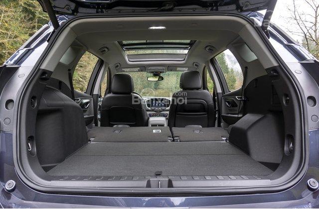 Khoang hành lý GMC Terrain 2018 Khoang hành lý GMC Terrain 2018.