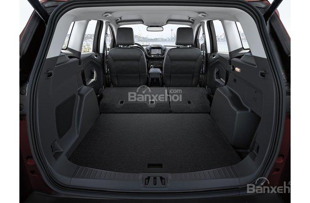 Khoang hành lý Ford Escape 2018 Khoang hành lý Ford Escape 2018.