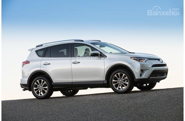 So sánh Honda CR-V 2018 và Toyota RAV4 2018