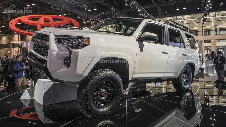 Toyota 4Runner và Tundra TRD Pro 2019 lộ giá tăng cao - 1