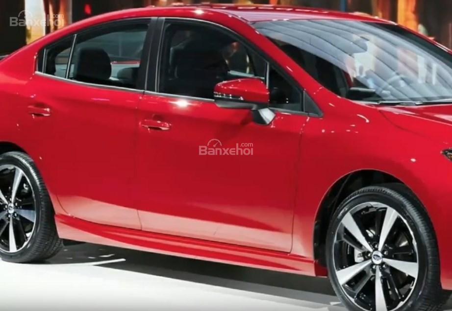 Đánh giá xe Subaru Impreza 2019: Mâm và gương chiếu hậu.