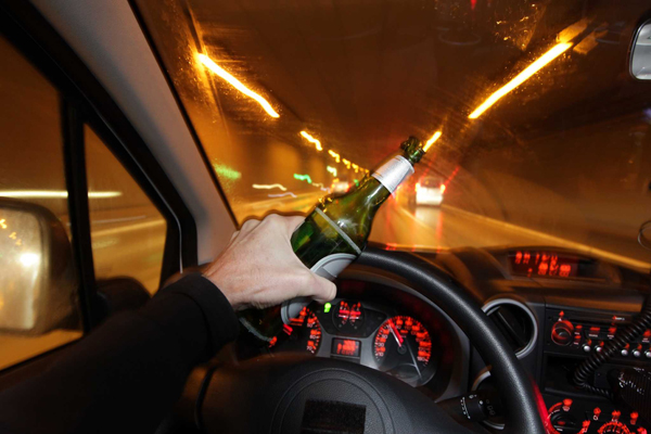 5 mức phạt cực kỳ nghiêm khắc cho hành vi lái xe khi say rượu trên thế giới 1.