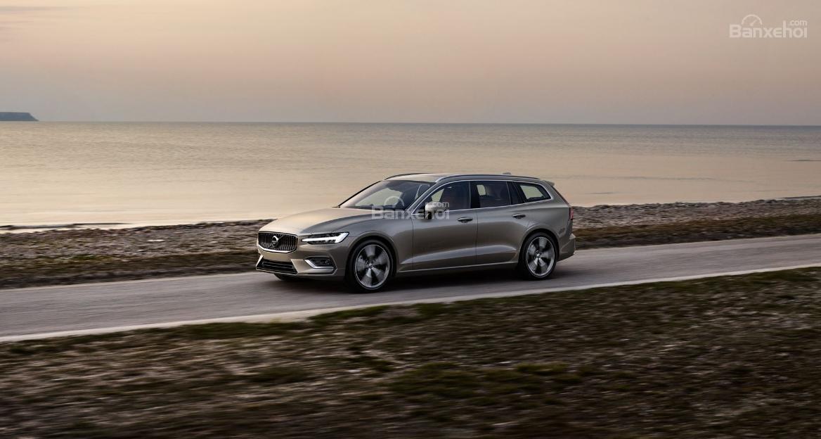 Đánh giá xe Volvo V60 2019 về trải nghiệm lái 2a