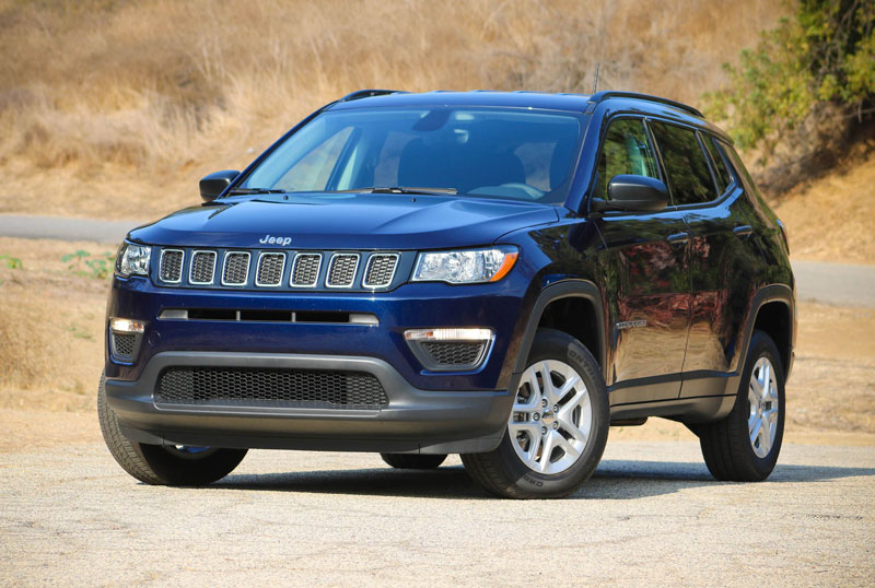 10 mẫu SUV địa hình cỡ nhỏ tốt nhất hiện nay: Xe Jeep được đánh giá cao 1 10 mẫu SUV địa hình cỡ nhỏ tốt nhất hiện nay: Xe Jeep được đánh giá cao 1.