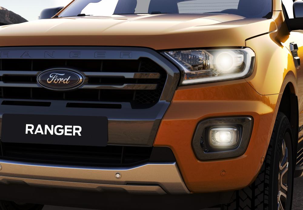 Đèn xe Ford Ranger 2018 a13