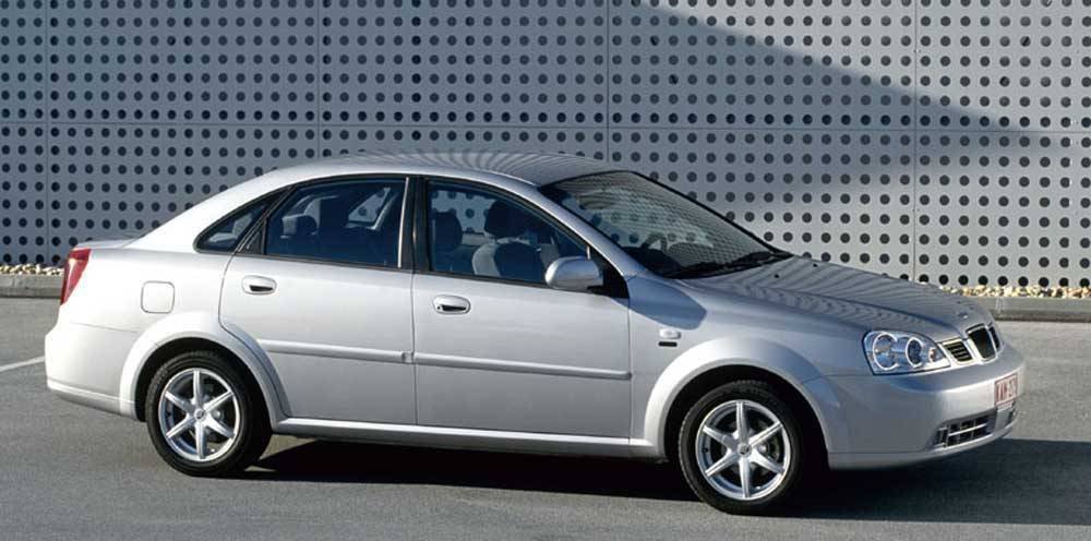 Có nên mua Lacetti cũ, giá xe Lacetti cũ tại Việt Nam 1a