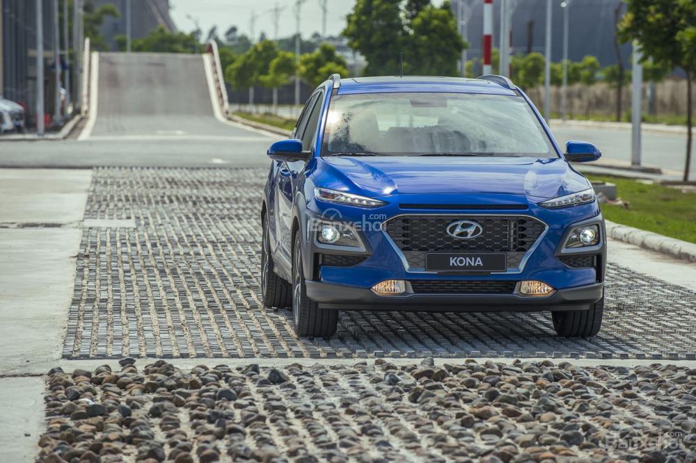 đầu xe Hyundai Kona 