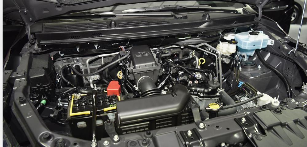 Toyota Avanza phù hợp để lái trong đô thị hơn Toyota Rush .
