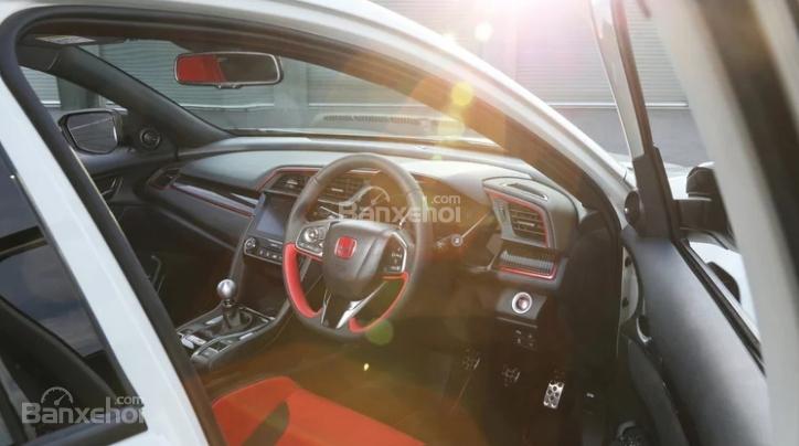 Honda Civic Type R 2019 ra mắt gói phụ kiện mới.