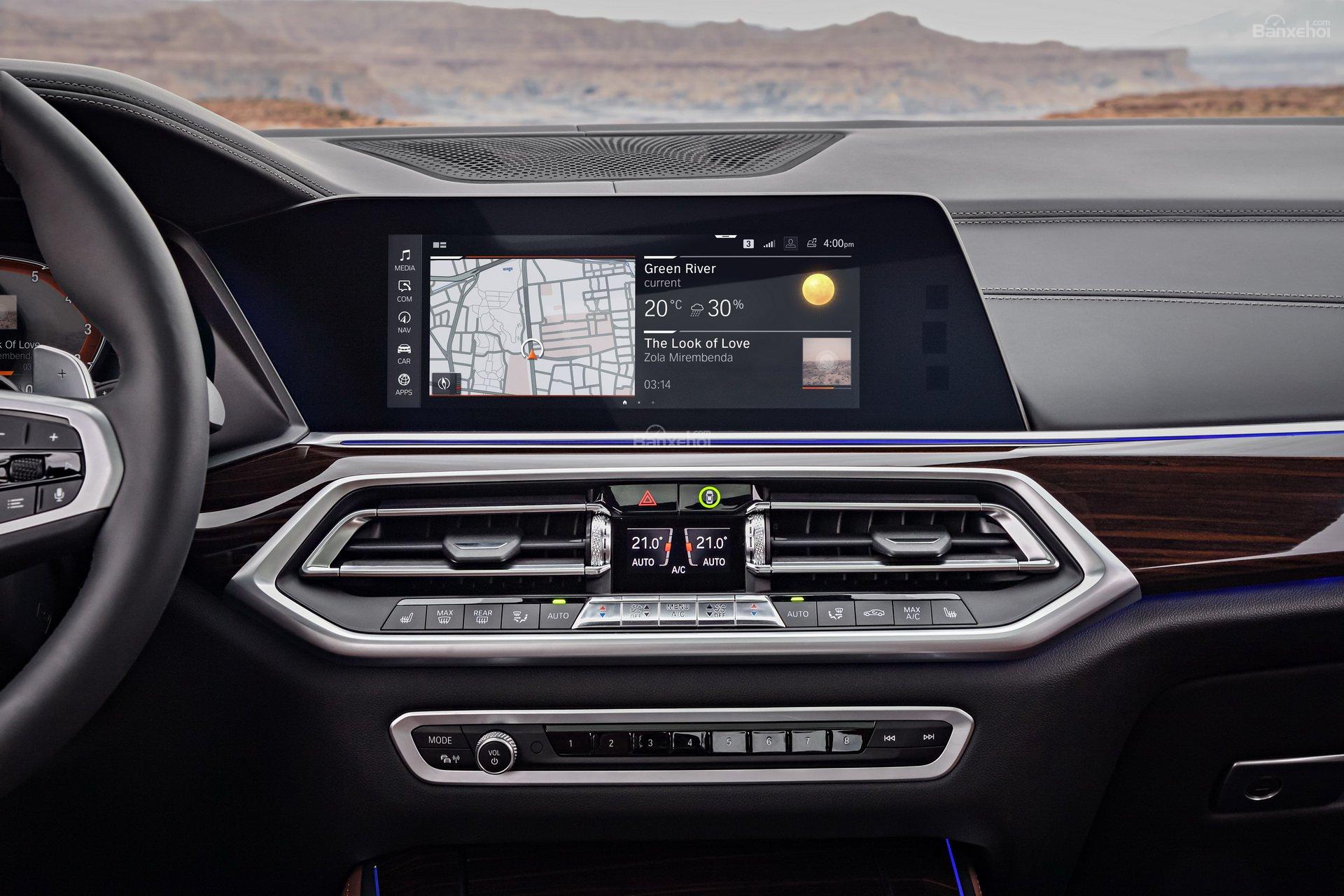 Hệ thống BMW Digital Cockpit.