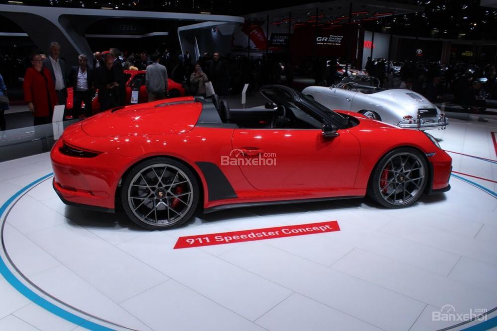 Porsche 911 Speedster Concept tại triển lãm Paris Motor Show 2018 a3