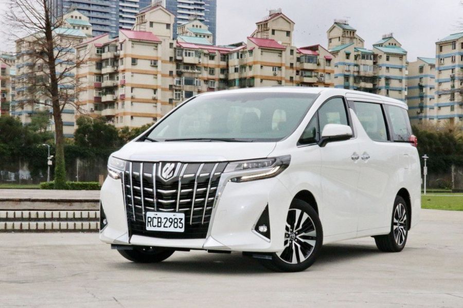 Lexus phát triển mẫu minivan dựa trên Toyota Alphard, đấu với Mercedes-Benz V-Class a1