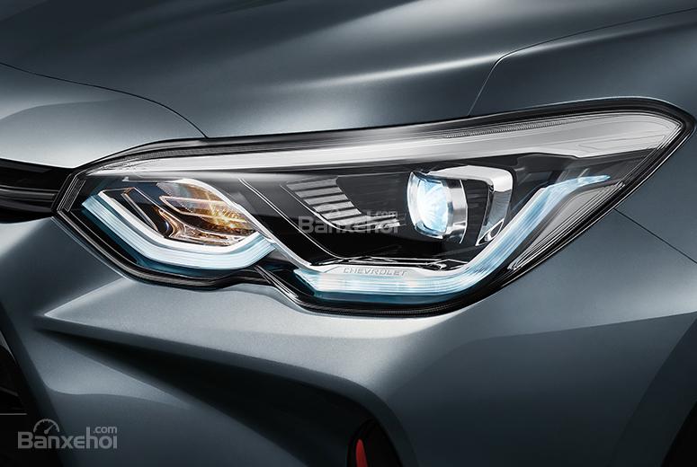Đánh giá xe Chevrolet Orlando 2019: Đèn pha LED ...