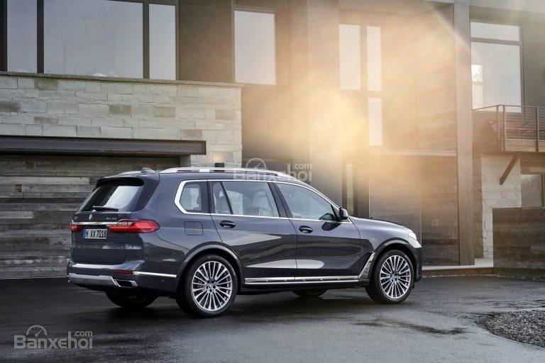 Động cơ BMW X7 2019..