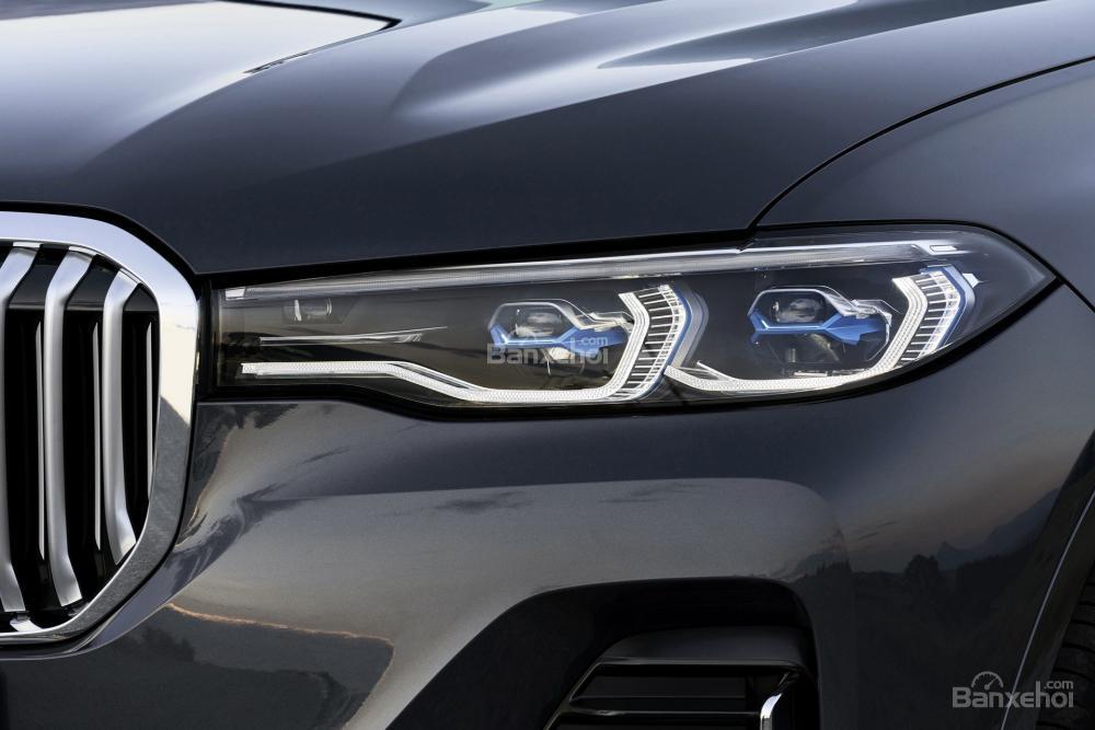 Ảnh chi tiết ngoại thất BMW X7 2018 a6