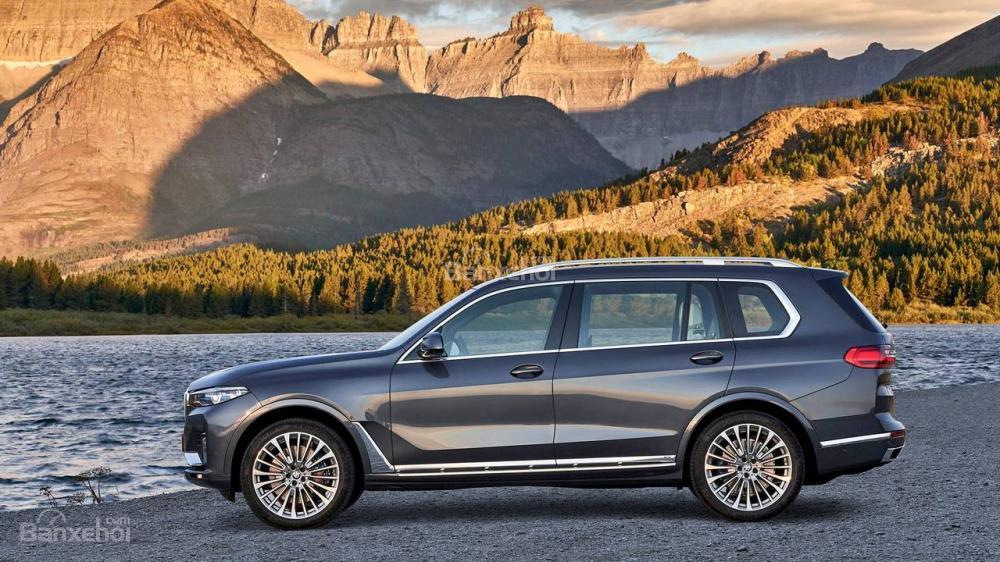 So sánh BMW X7 và BMW X5 về thân xe á1