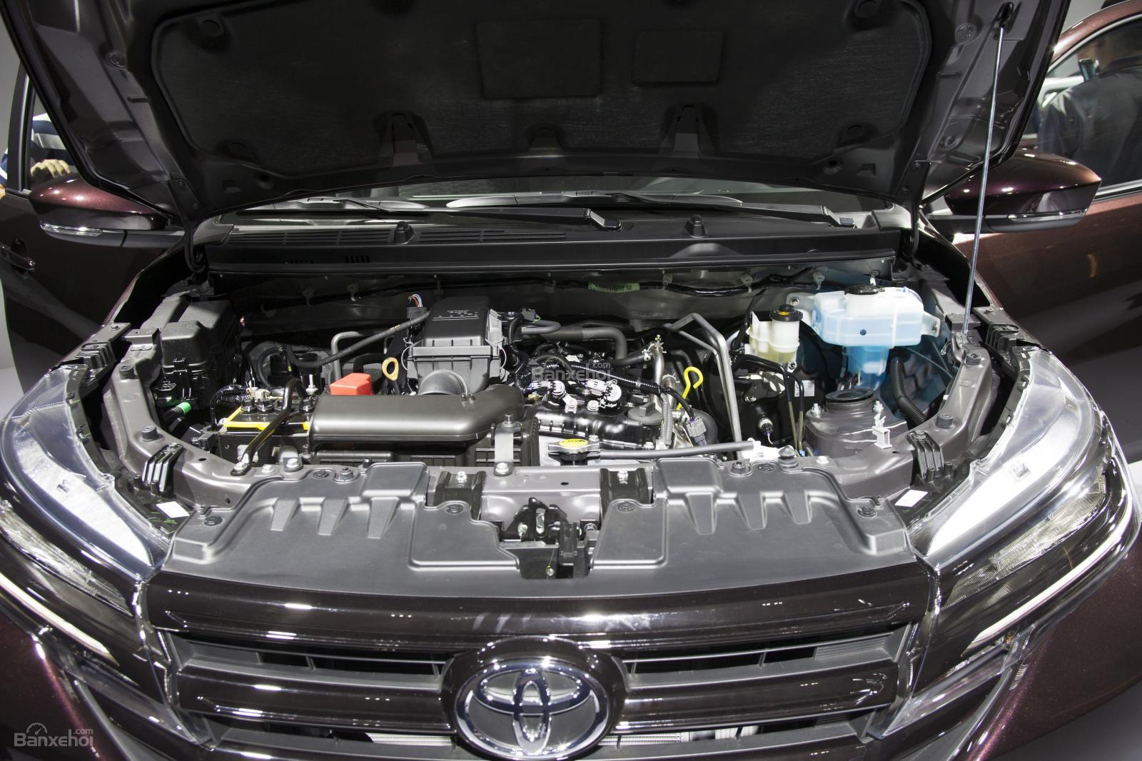 Đánh giá xe Toyota Rush 2019: Xe sử dụng động cơ 1,5 lít.