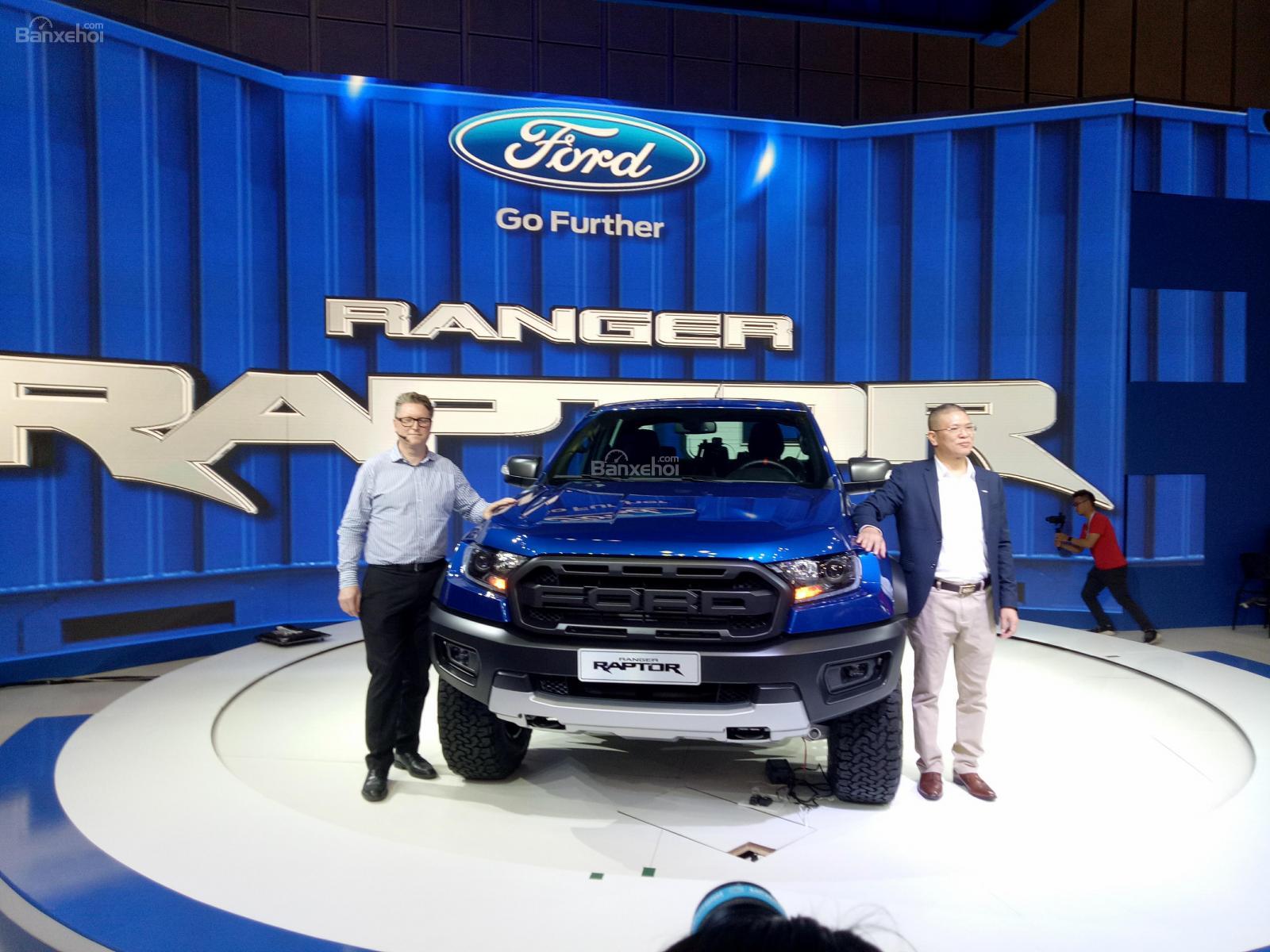 Giá xe Ford Ranger Raptor 2019.