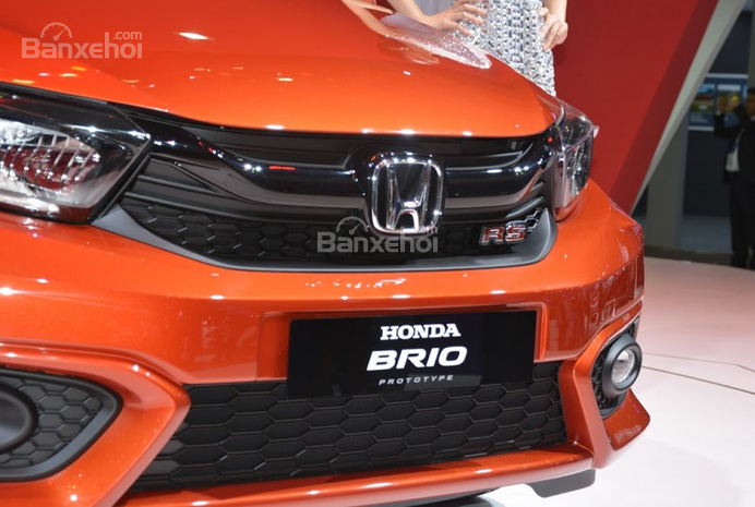 Honda Việt Nam lên tiếng về giá đặt cọc xe Honda Brio a3