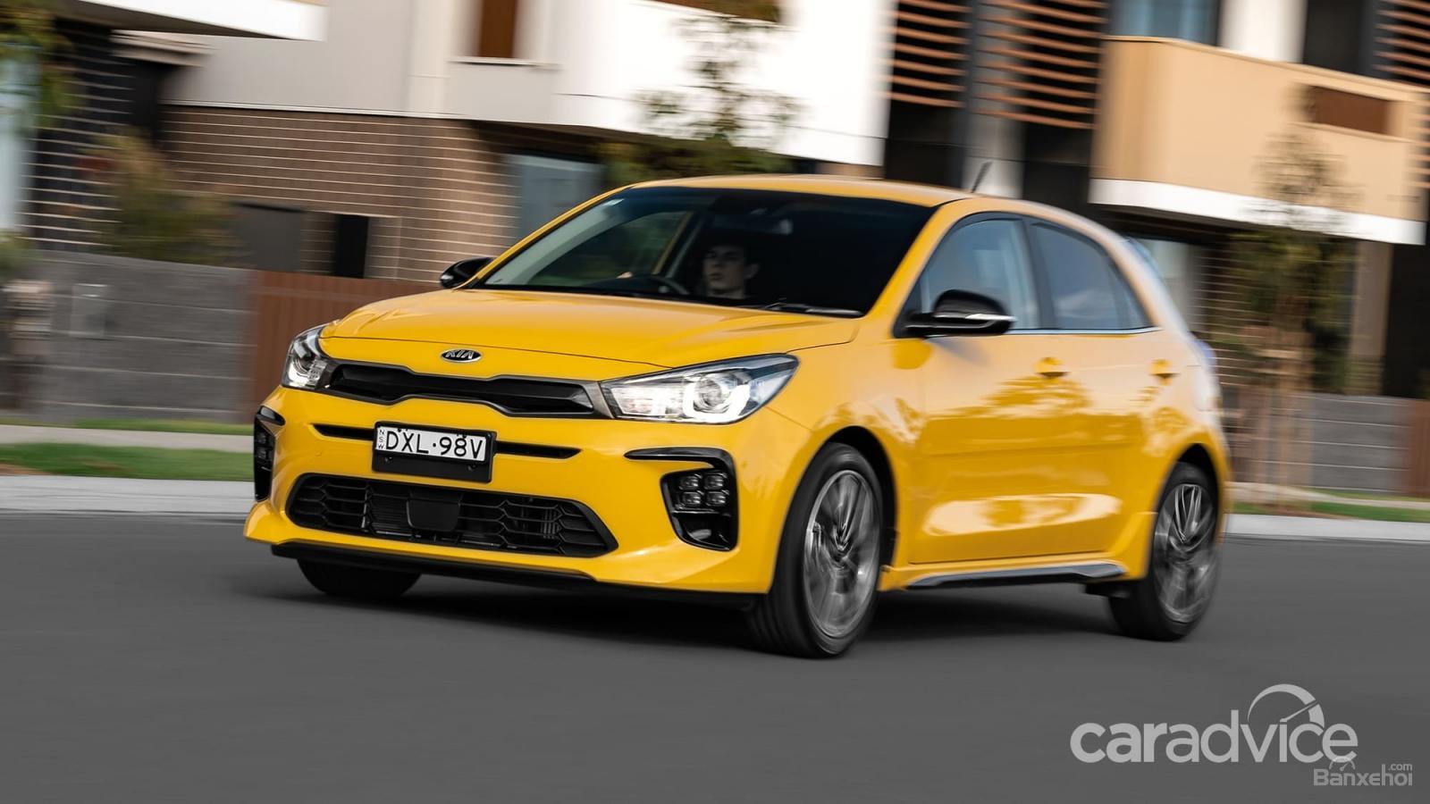 Kia Rio 2019 công bố thông số và giá bán từ 278 triệu - 1