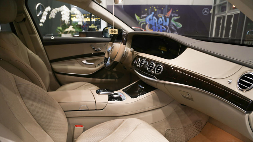 So sánh xe BMW 740Li và Mercedes S450 Luxury về nội thất 2 So sánh xe BMW 740Li và Mercedes S450 Luxury về nội thất 3