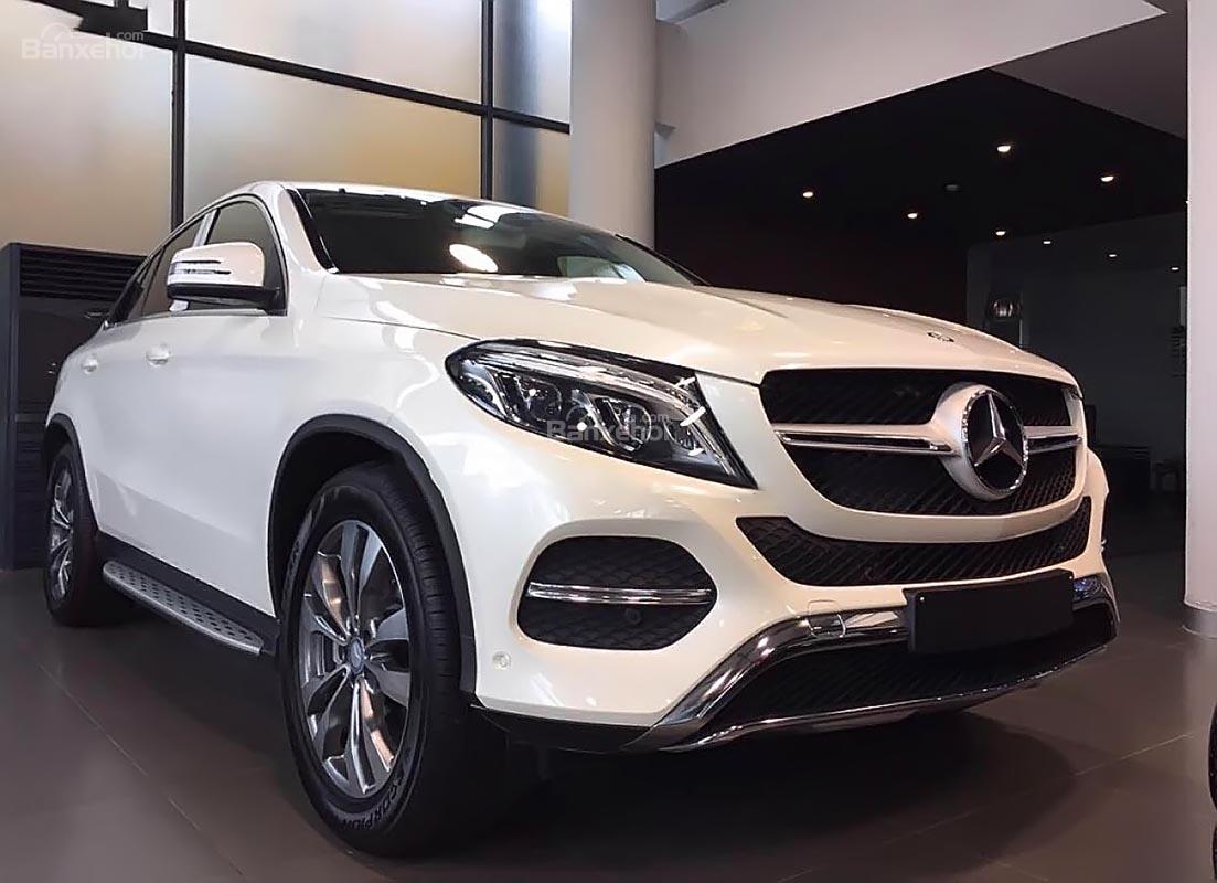 Bán ô Tô Mercedes Gle 400 4matic đời 2018 Màu Trắng Xe Nhập