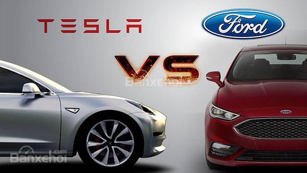 Tesla phán rằng có thể Ford phá sản trong cuộc suy thoái tiếp theo - 1