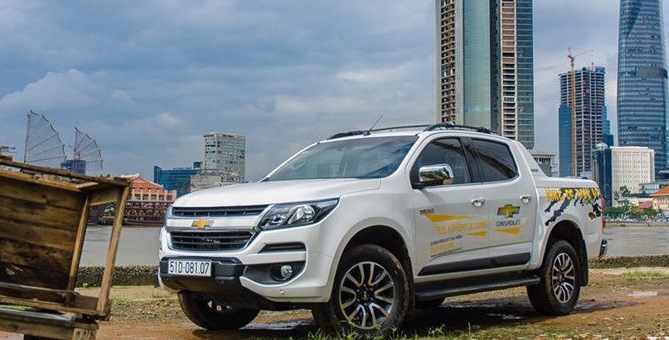 So sánh xe Chevrolet Colorado 2019 và Nissan Navara 2019 9