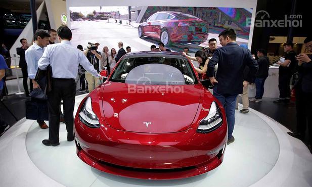 Tesla bắt đầu nhận đơn đặt hàng mẫu Model 3 tại Trung Quốc - 1