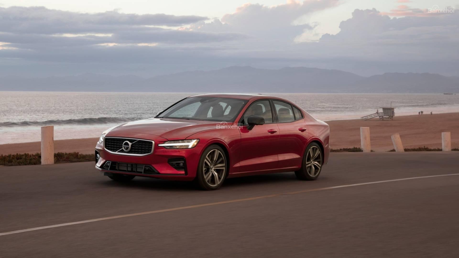 Đánh giá xe Volvo S60 2019 về mức tiêu hao nhiên liệu.