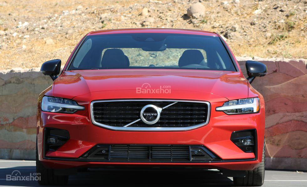 Đánh giá xe Volvo S60 2019.