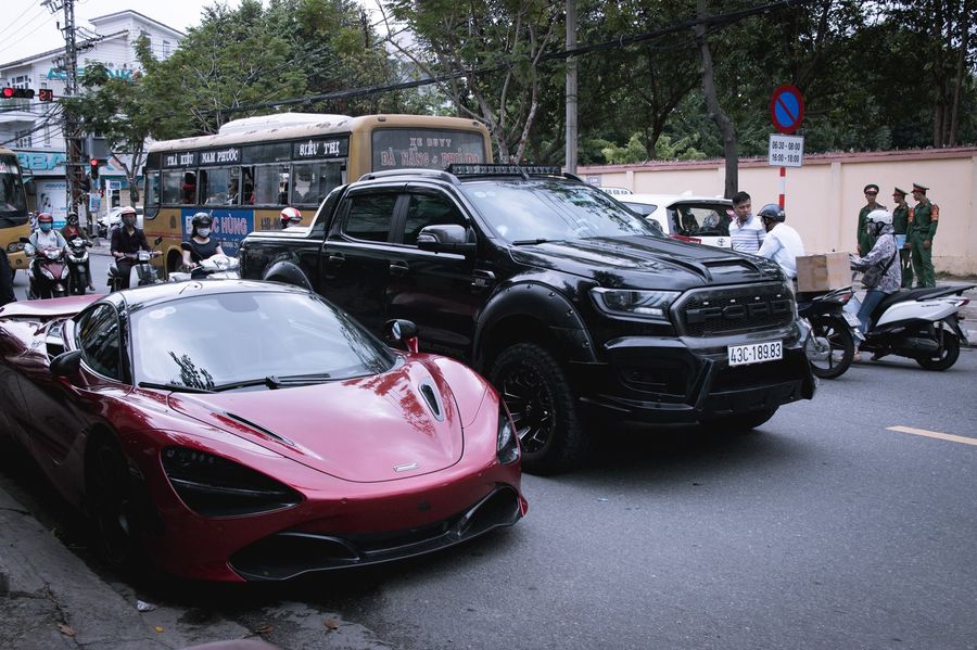 McLaren 720S màu đỏ độc nhất tại Việt Nam đã tìm thấy chủ a1