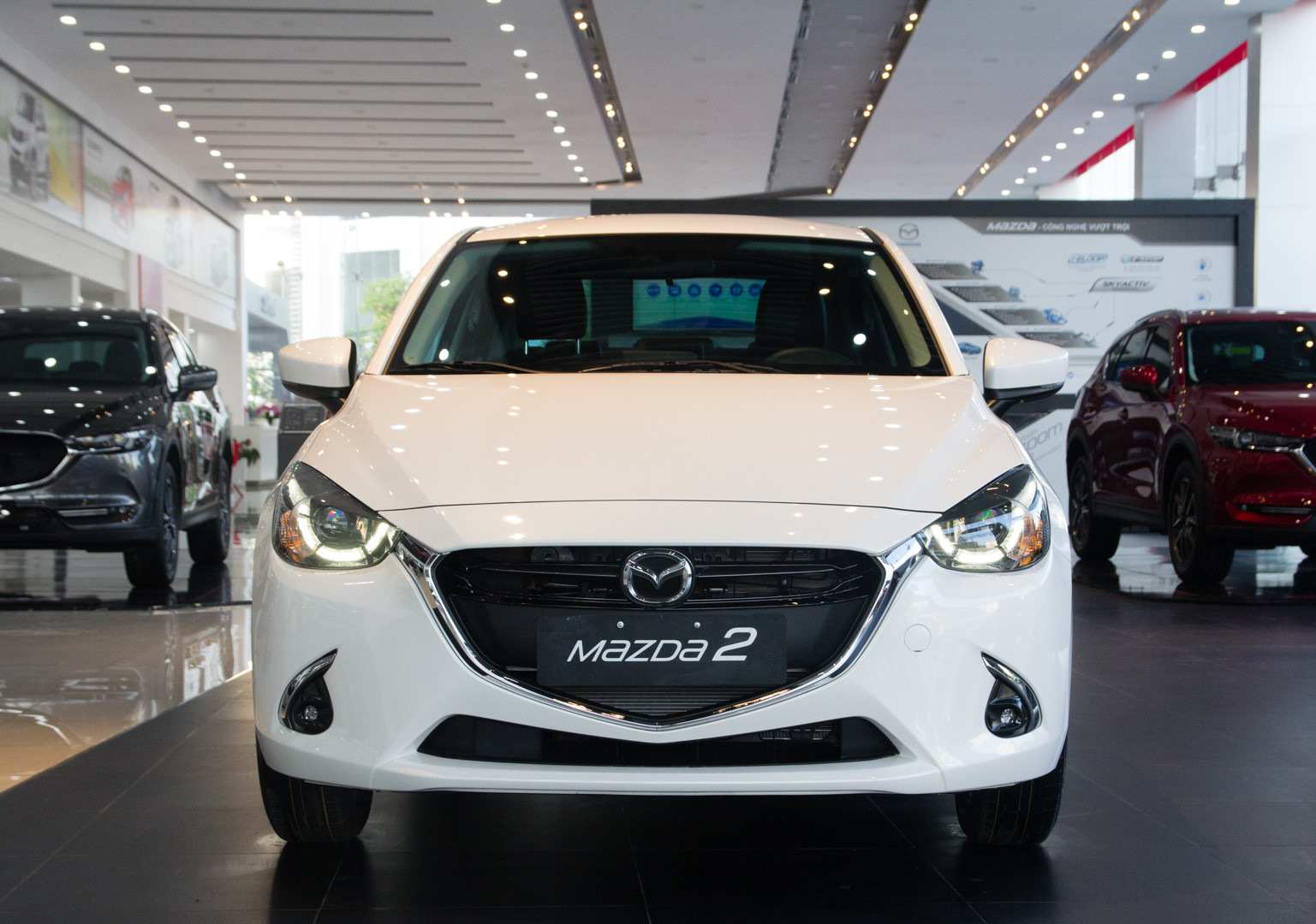 Ảnh chụp đầu xe Mazda 2 2019-2020