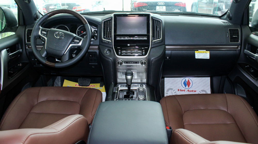 Toyota Land Cruiser 1 f
