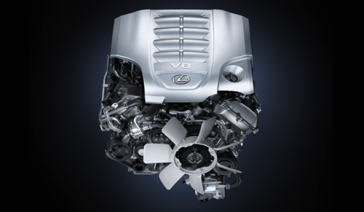 Lexus LX 570 2019 sử dụng động cơ V8, dung tích 5.7L, 32 van trục cam kép a1