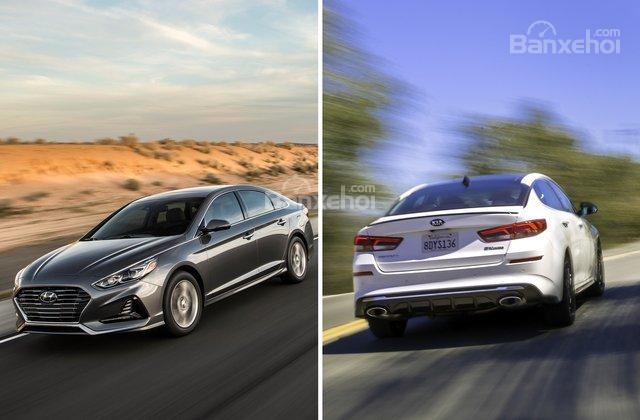 So sánh Kia Optima và Hyundai Sonata 2019 về trải nghiệm lái.