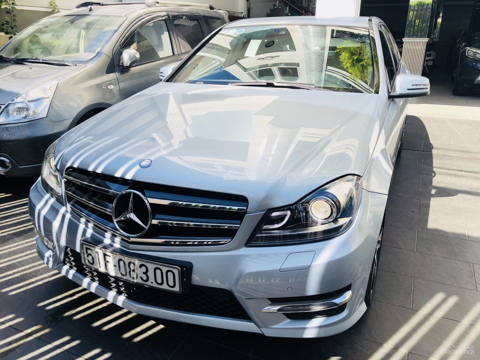 Mua Bán Mercedes-benz C200 2014 Giá 830 Triệu - 2116848