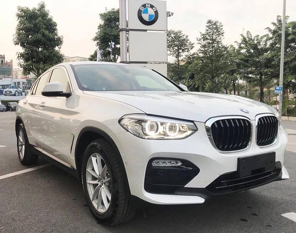 BMW X4 2019 dự kiến ra mắt Việt Nam đầu năm sau đã xuất hiện tại đại lý.