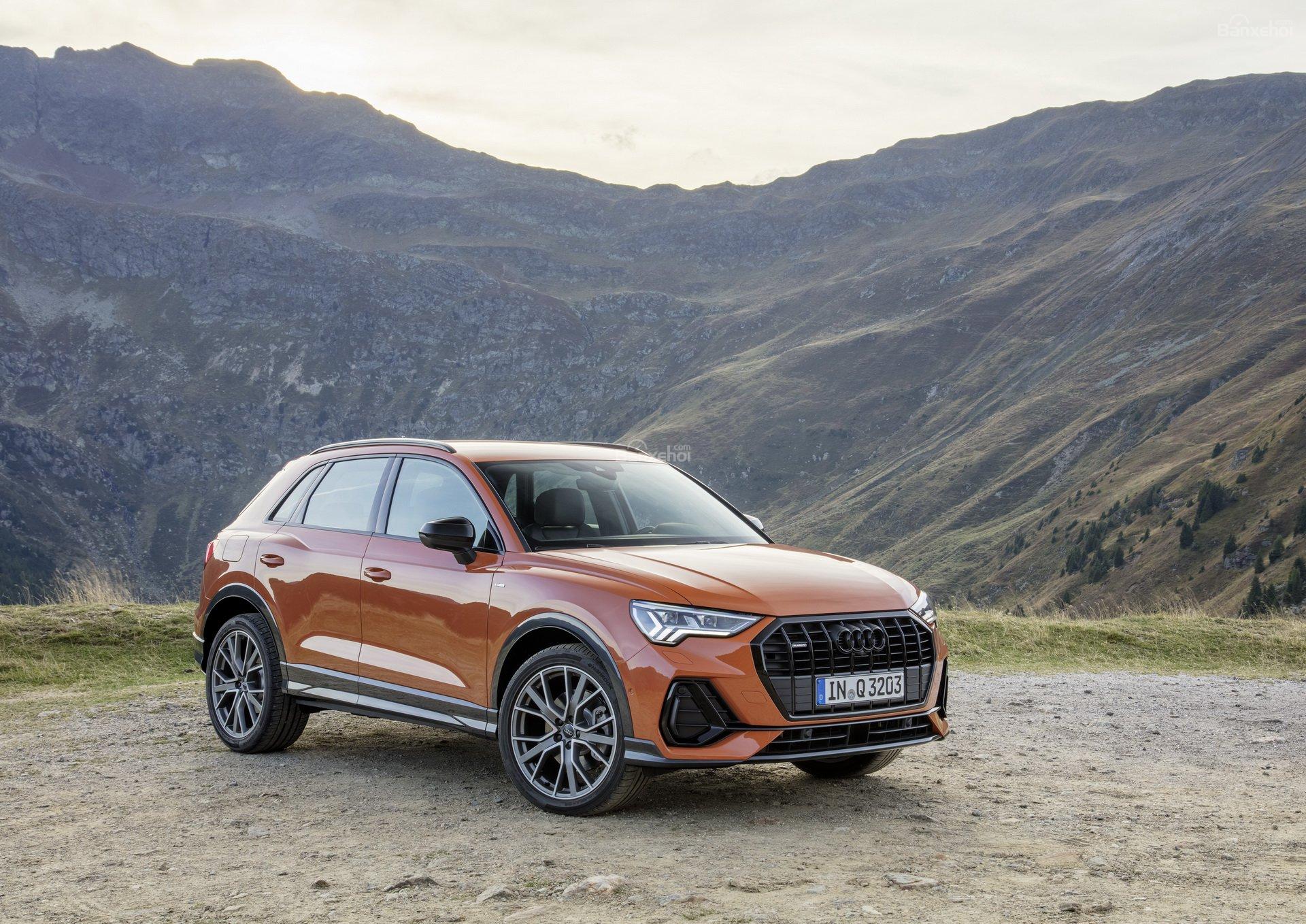 Audi Q3 2019.