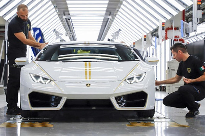 Cơ hội mua siêu xe Lamborghini Huracan của Giáo hoàng với giá 10 USD 2 Cơ hội mua siêu xe Lamborghini Huracan của Giáo hoàng với giá 10 USD a2