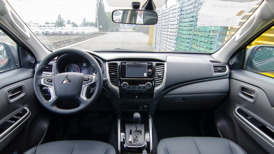 Mitsubishi Triton 2019 đã cập cảng Việt Nam, cận kề ngày ra mắt 65 Mitsubishi Triton 2019 đã cập cảng Việt Nam, cận kề ngày ra mắt a65