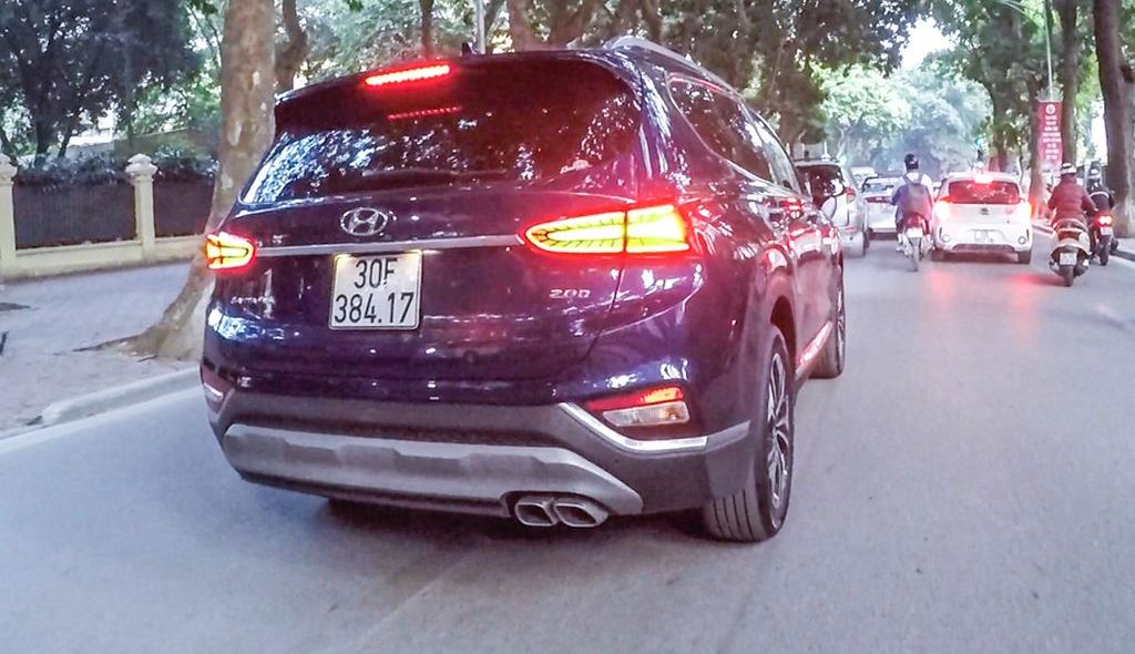  Hyundai SantaFe 2019 lăn bánh - ảnh 1