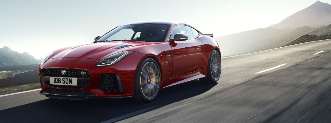 Jaguar F-Type 2019 màu đỏ