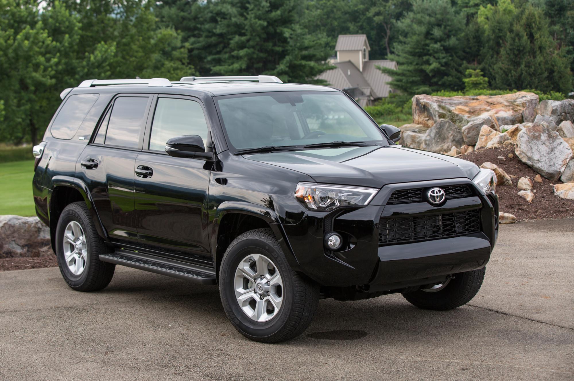 Toyota 4Runner 2018 đầu xe