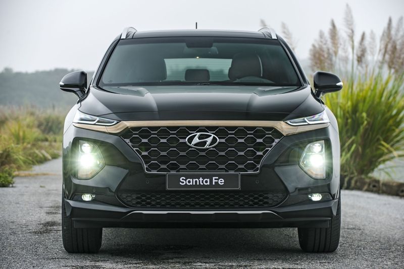 Hyundai Santa Fe 2019 sẽ được bổ sung 4 phiên bản tại Việt Nam a2