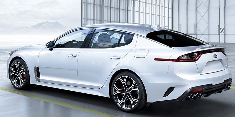 Kia Stinger-Top 10 mẫu xe đáng mua nhất năm 2019 Kia Stinger-Top 10 mẫu xe đáng mua nhất năm 2019.